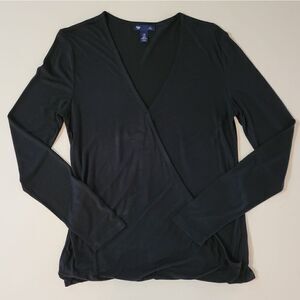 Gap Women's Black Crossover Surplice V-neckline Long Sleeve Top